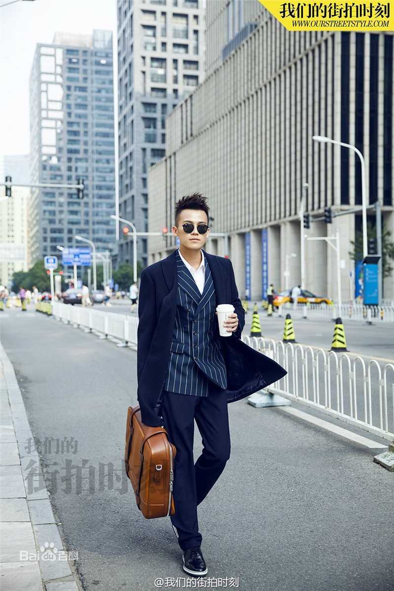 欧豪(Oho Ou)街拍时刻生活照
