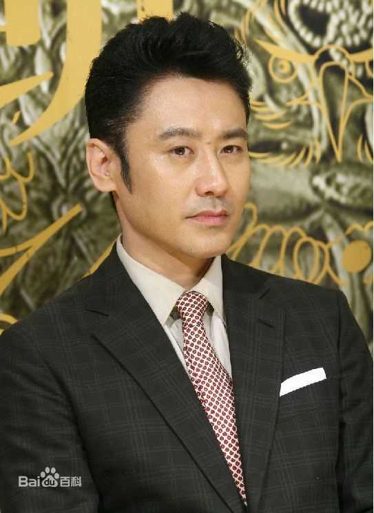 吴秀波活动宣传照生活照