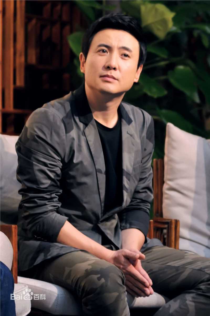 沈腾参加各种活动照片图册