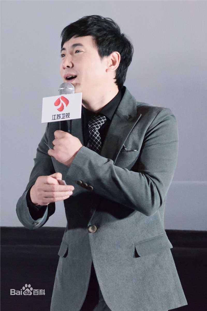 沈腾参加各种活动照片图册