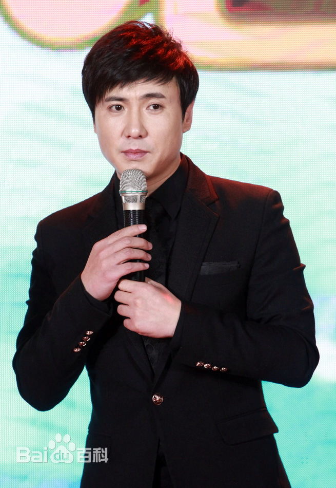 沈腾参加各种活动照片图册