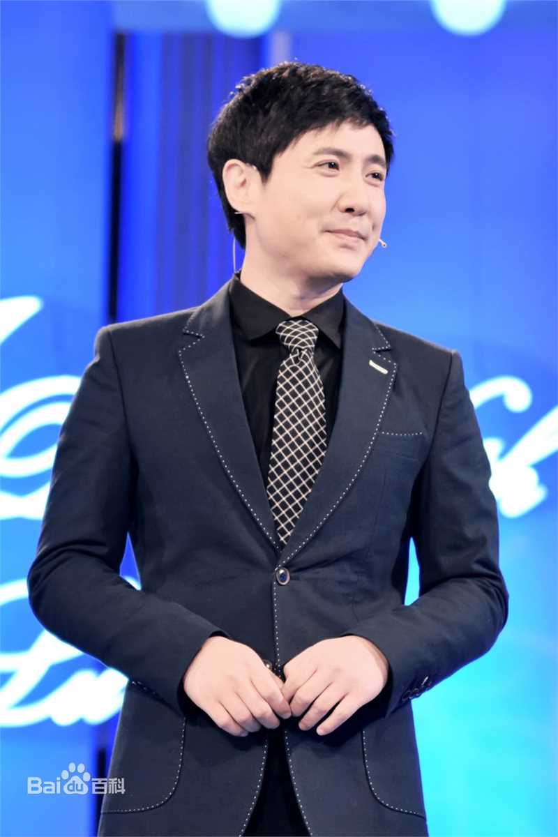 沈腾参加各种活动照片图册