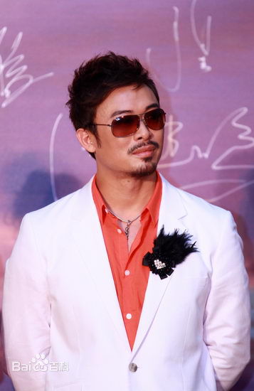 樊少皇(Louis Fan)活动照前后照片