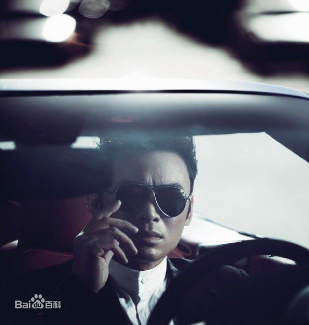 樊少皇(Louis Fan)宣传照性感图片图集