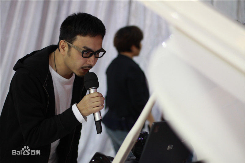 汪涵(Wang Han)在《天天向上》节目图片中的