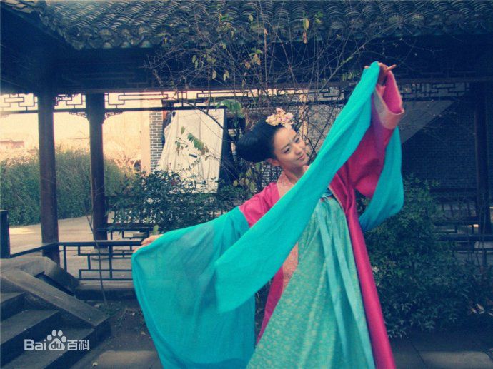 精选佟丽娅(Tong Liya、 Liliya)精彩图册