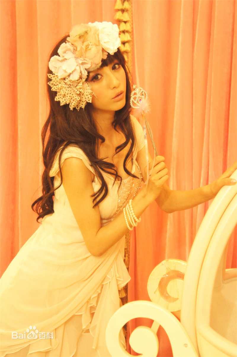 佟丽娅(Tong Liya、 Liliya)精选日系家居图册