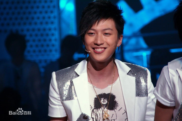 乔任梁(Kimi)2007年好男比赛壁纸壁纸