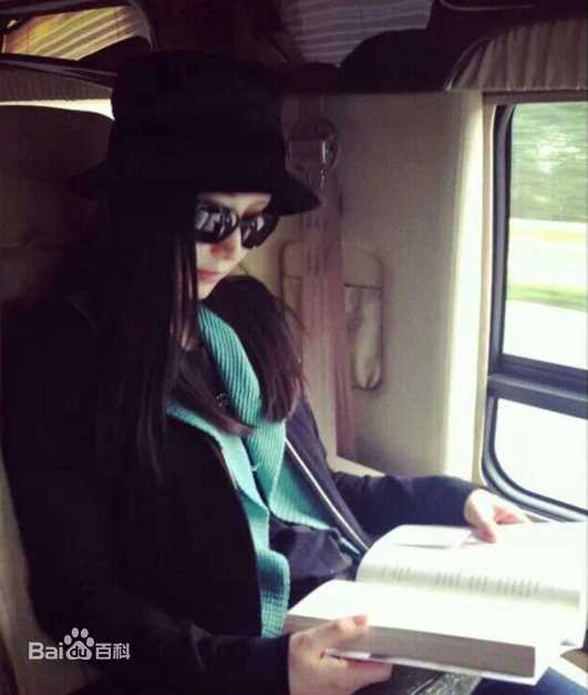 舒畅(Jennifer)书香女孩图片图集