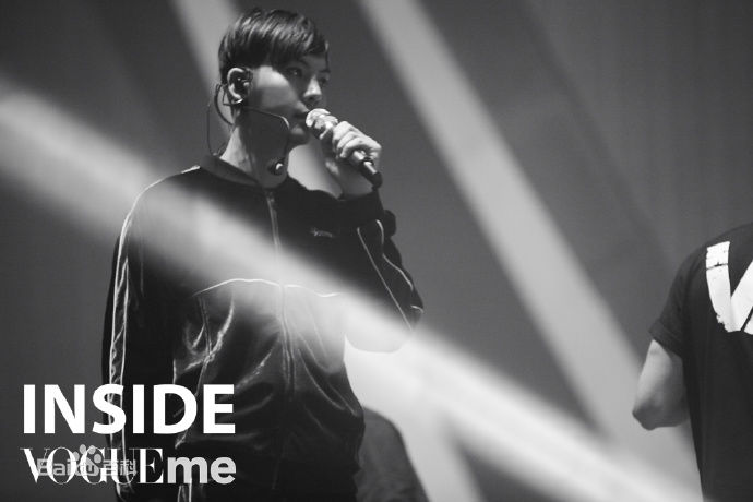 陈伟霆(William Chan)演唱会后台纪实素颜照壁纸