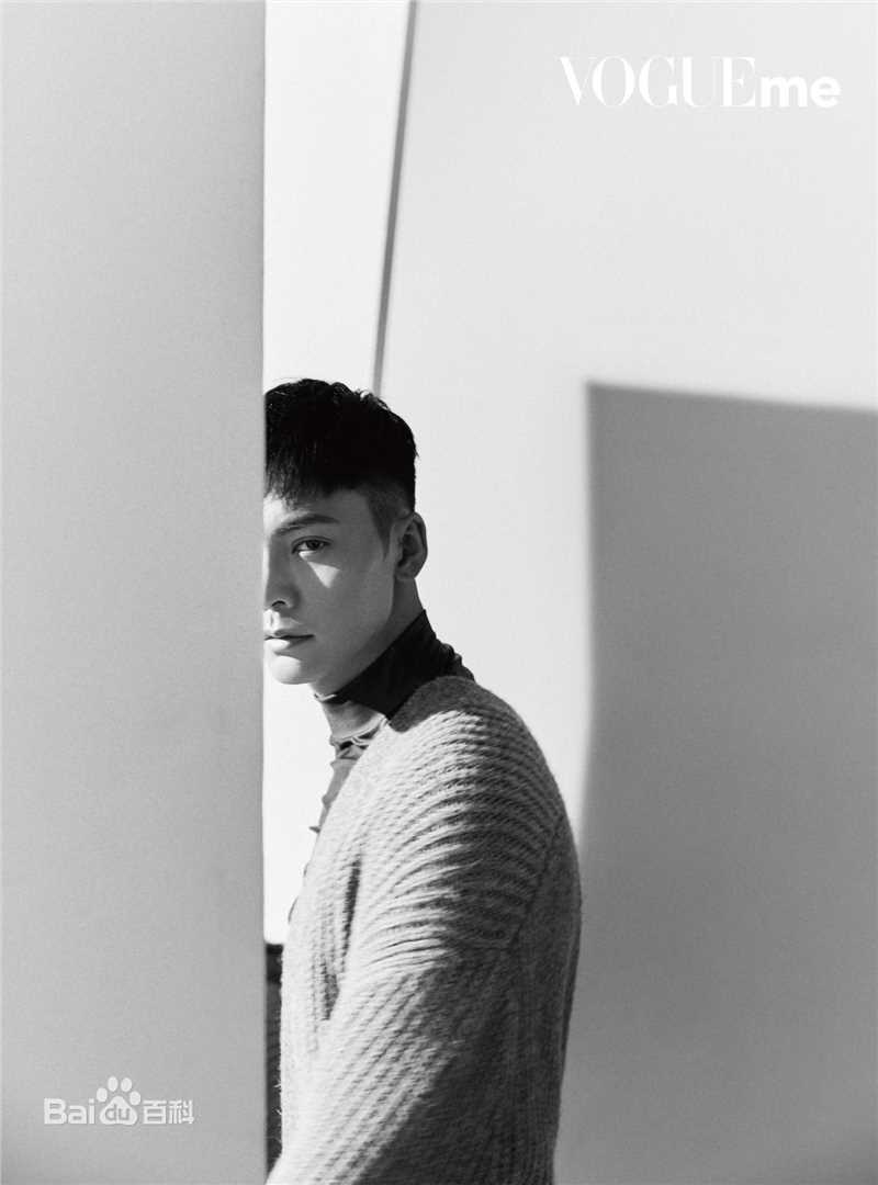 最新陈伟霆(William Chan)在《VogueMe》中的壁纸