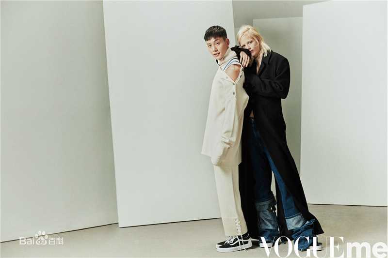 最新陈伟霆(William Chan)在《VogueMe》中的壁纸