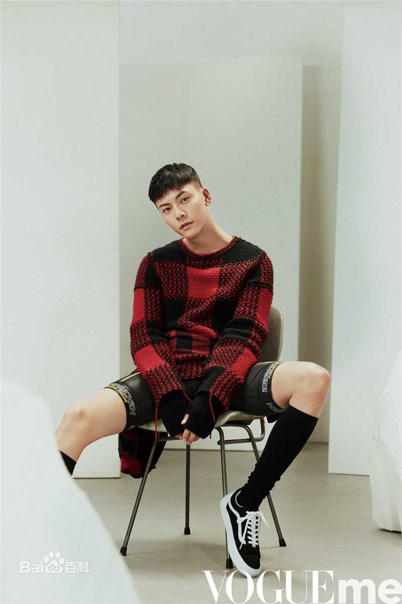 最新陈伟霆(William Chan)在《VogueMe》中的壁纸