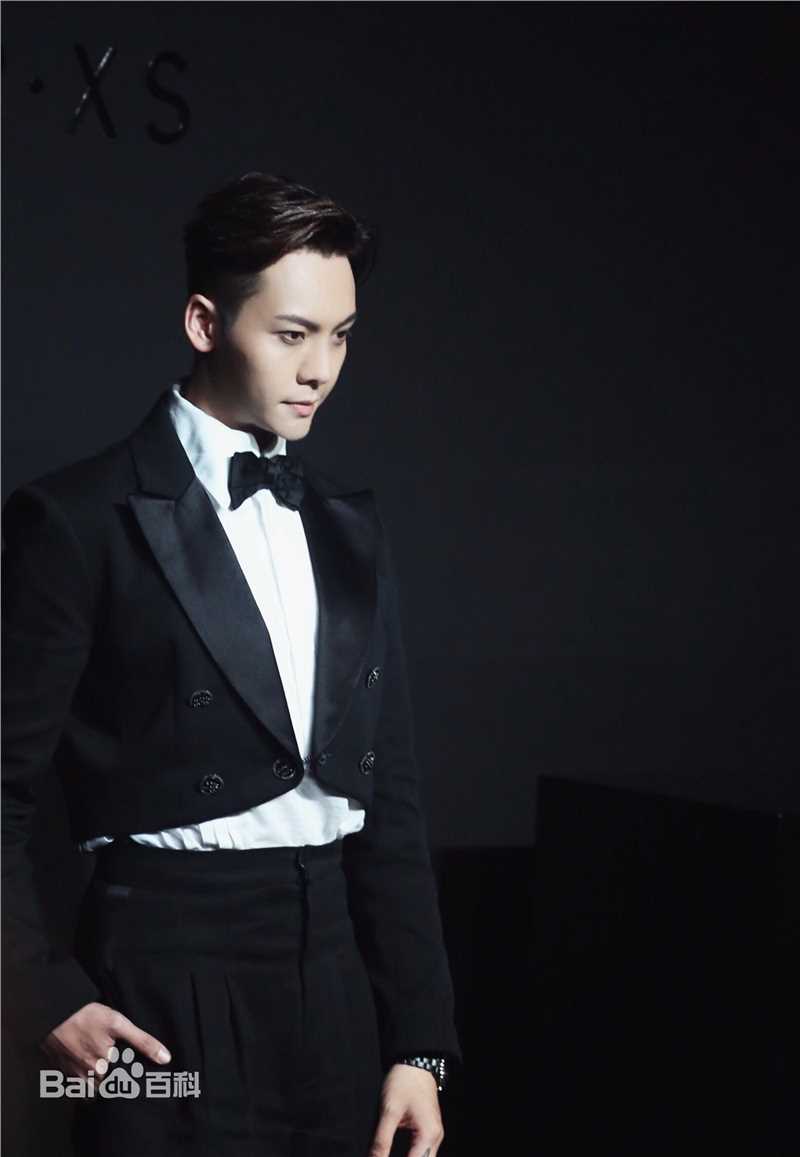 陈伟霆(William Chan)上海香奈儿J12XS腕表发布会生活照