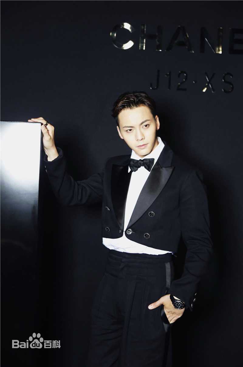 陈伟霆(William Chan)上海香奈儿J12XS腕表发布会生活照