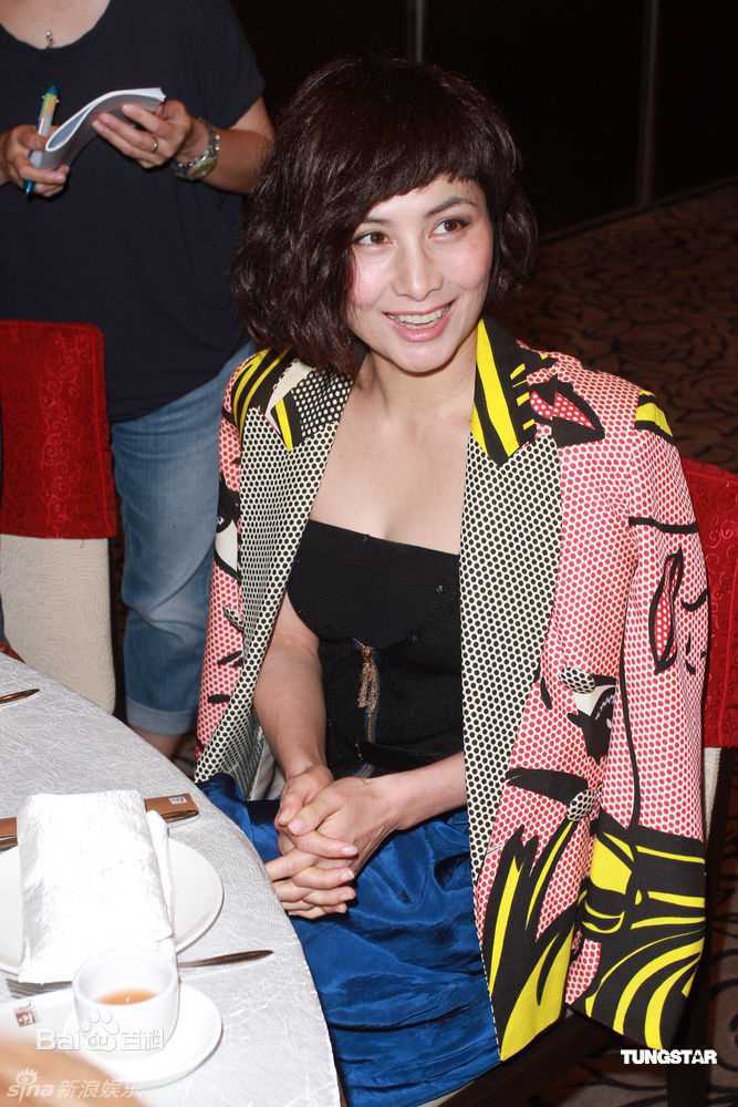 最新何超仪(Josie Ho)精彩图册