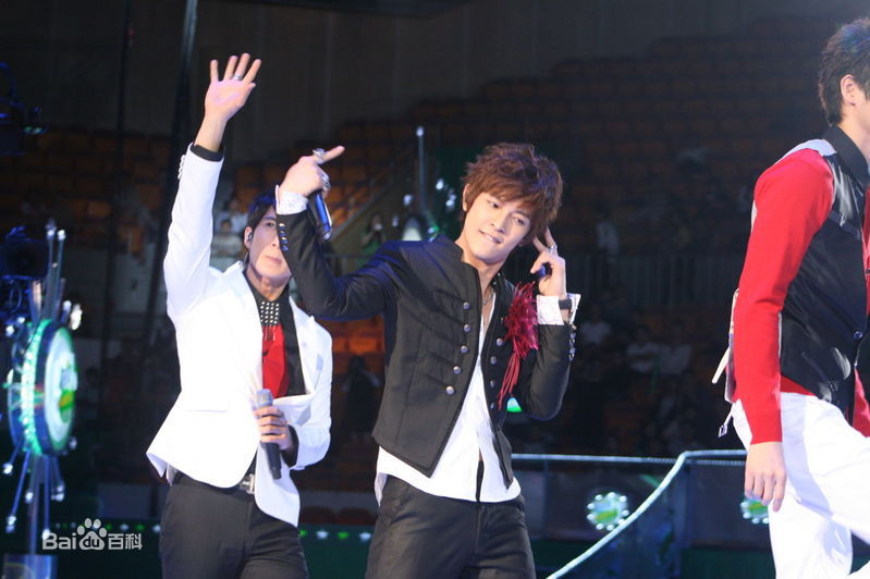 汪东城(Jiro Wang)2010.2.28雪碧流行音乐榜生活照相册