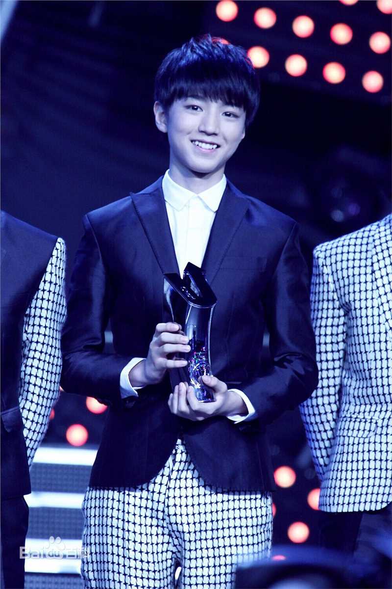 王俊凯(Karry)颁奖典礼图片图册