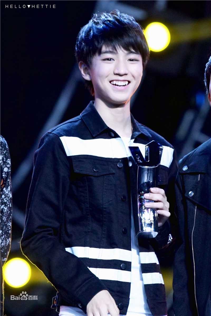 王俊凯(Karry)颁奖典礼图片图册