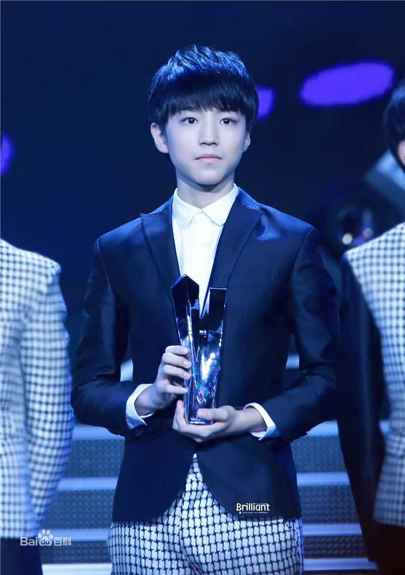 王俊凯(Karry)颁奖典礼图片图册