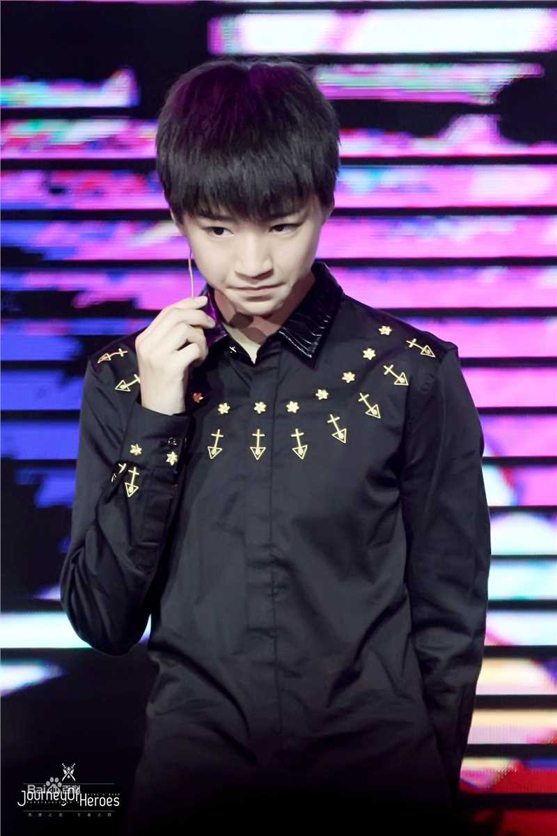 王俊凯(Karry)舞台表演(一)素颜照相册