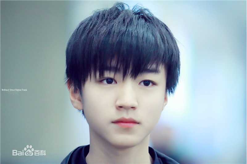 王俊凯(Karry)机场图册(一)素颜照相册