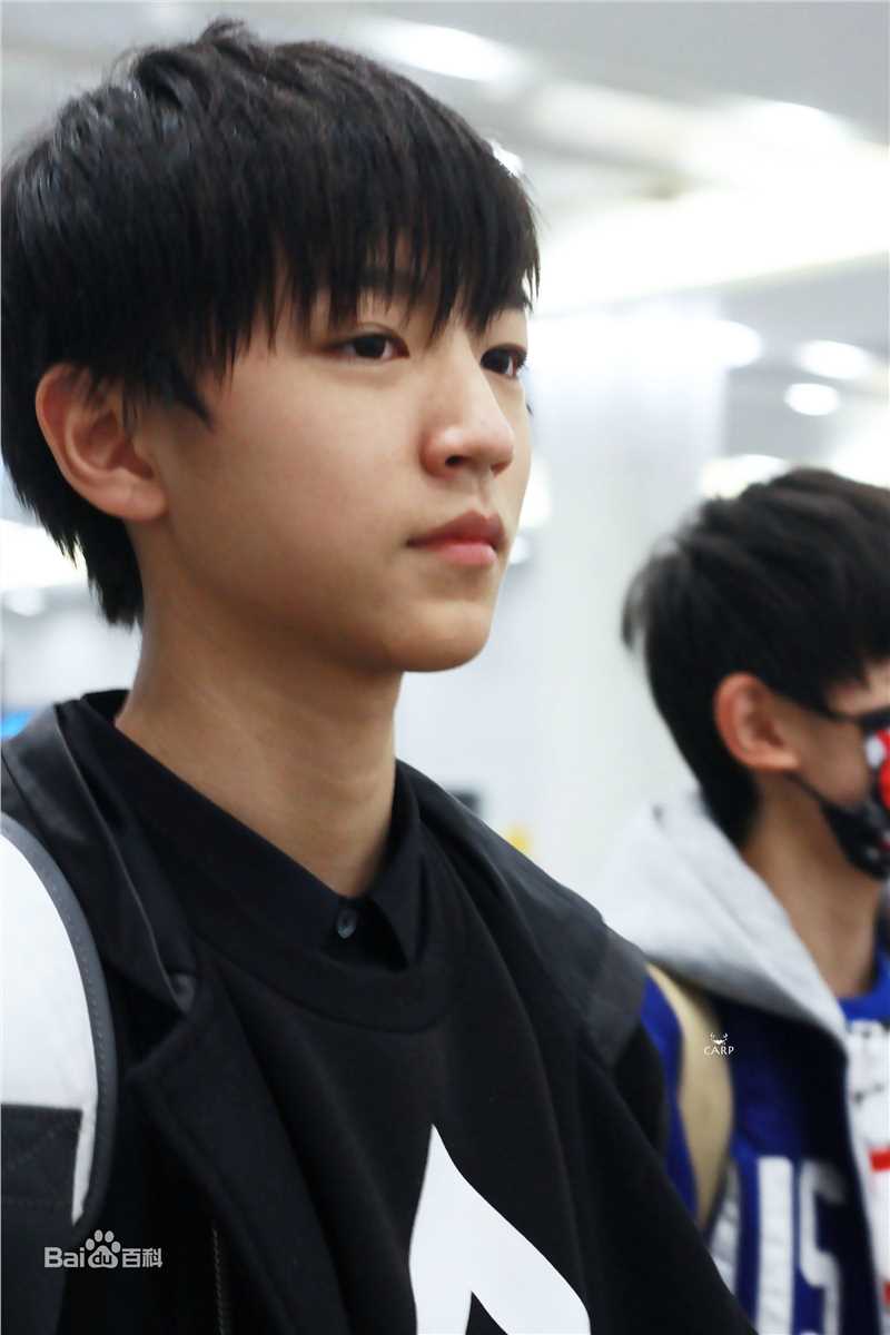 王俊凯(Karry)机场图册(一)素颜照相册