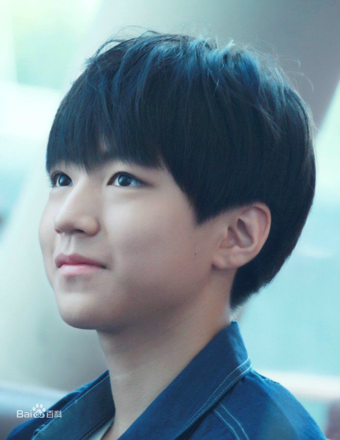 王俊凯(Karry)机场图册(一)素颜照相册