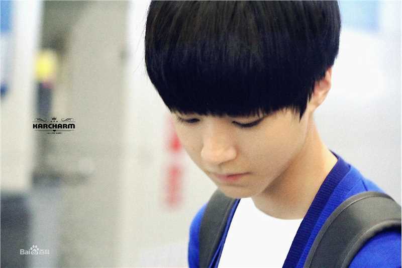 王俊凯(Karry)机场图册(一)素颜照相册