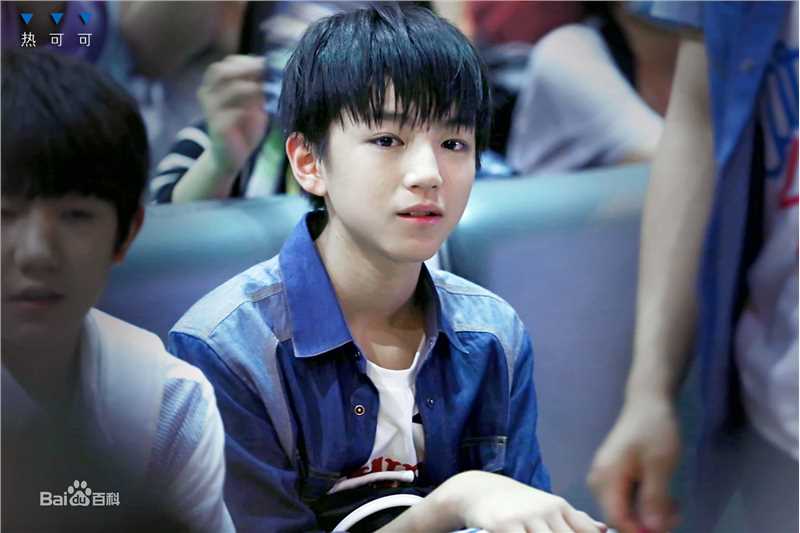 王俊凯(Karry)机场图册(一)素颜照相册