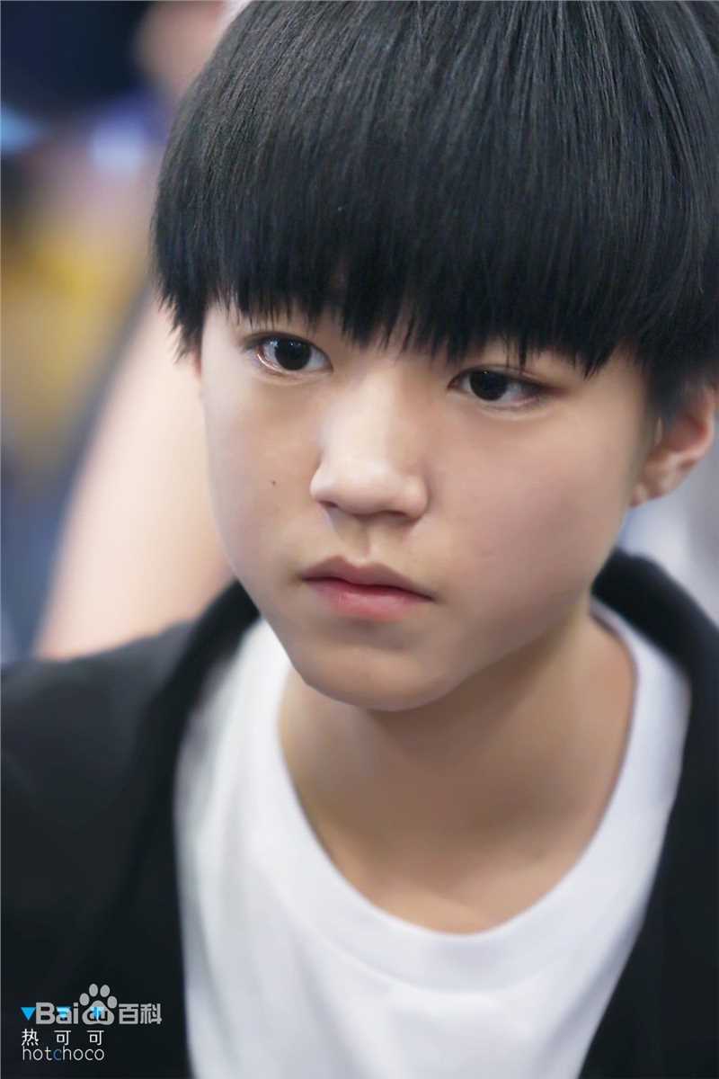 王俊凯(Karry)机场图册(一)素颜照相册