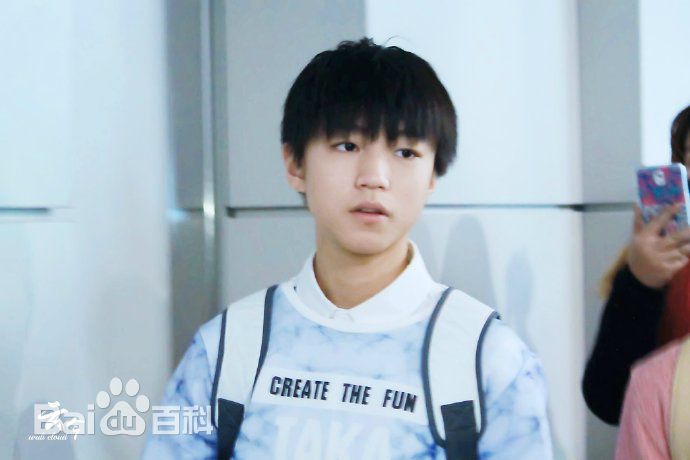 王俊凯(Karry)机场图册(一)素颜照相册