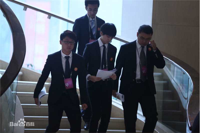 王俊凯(Karry)全国学生联合会第26次代表大会壁纸壁纸