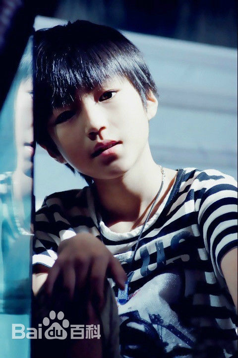 王俊凯(Karry)童年前后照片