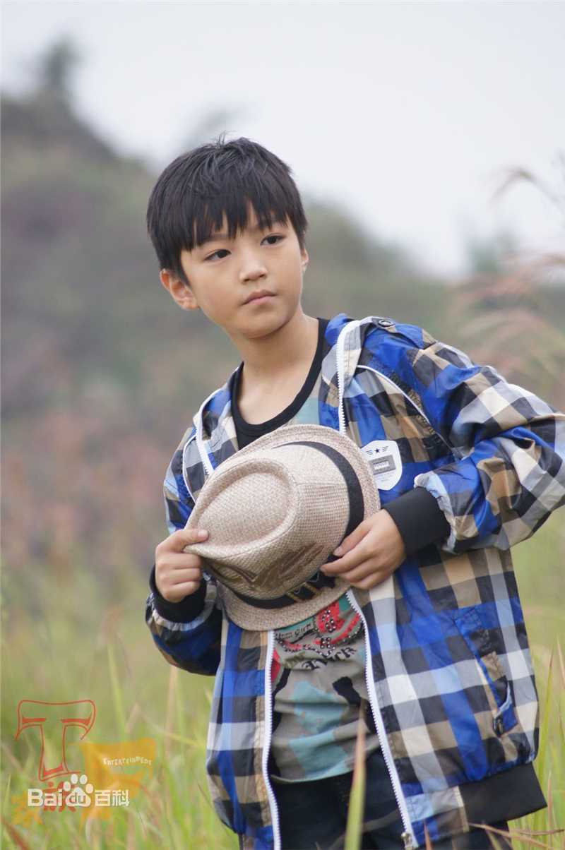 王俊凯(Karry)童年前后照片