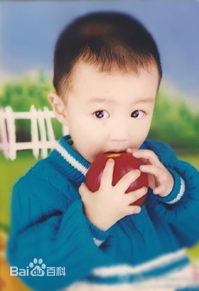 王俊凯(Karry)童年前后照片