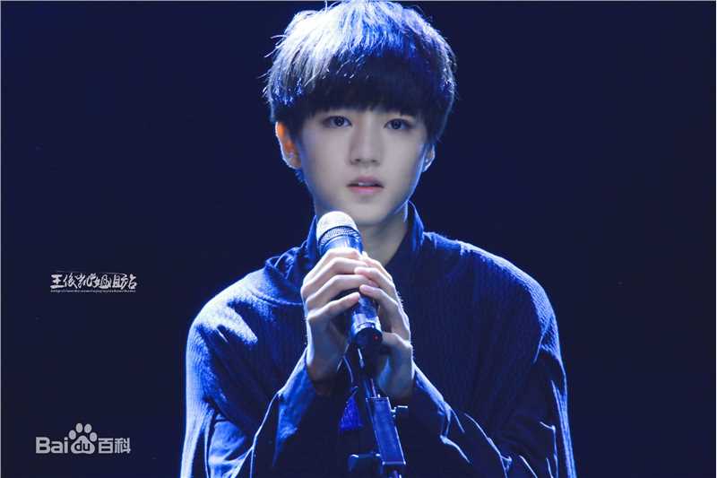 王俊凯(Karry)十六岁生日会前后照片