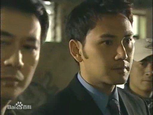 高清林文龙(Frankie Lam)在出演《陀枪师姐4》中的图集