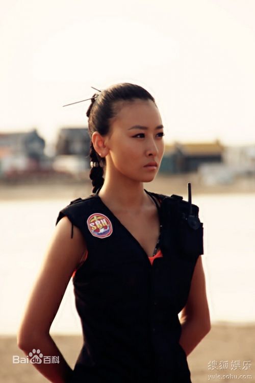 最全毛俊杰(Mao Jun Jie)在新剧《海岛七号》热拍中的壁纸