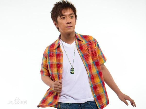 陈浩民(Benny Chan)服装代言前后照片