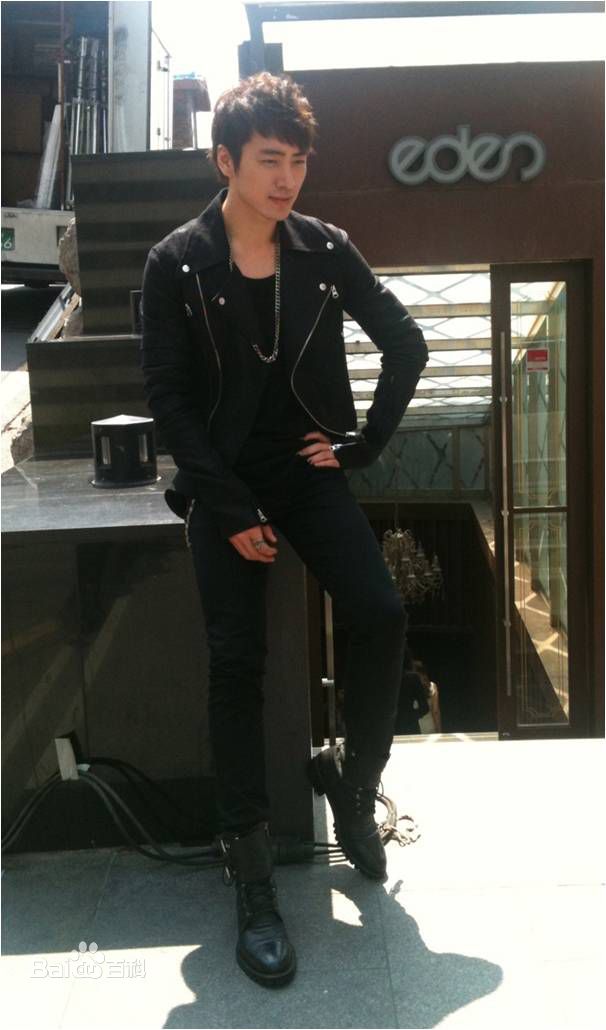 精选李浚赫(Lee Jun Hyuk、イ ジュンヒョク)精彩图册