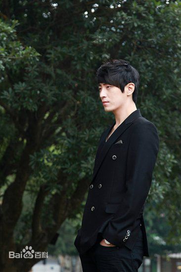 精选李浚赫(Lee Jun Hyuk、イ ジュンヒョク)精彩图册