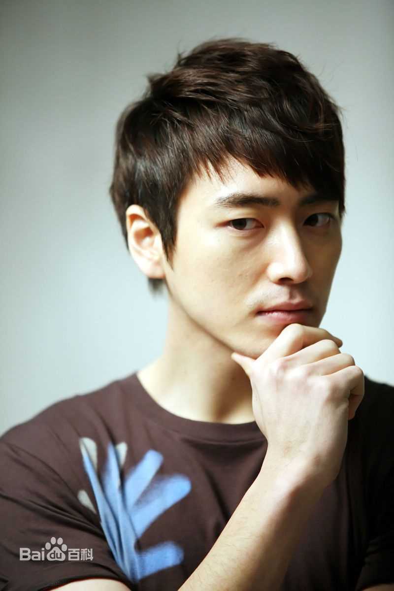 精选李浚赫(Lee Jun Hyuk、イ ジュンヒョク)李俊赫精彩图册