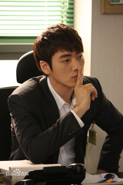 精选李浚赫(Lee Jun Hyuk、イ ジュンヒョク)李俊赫精彩图册