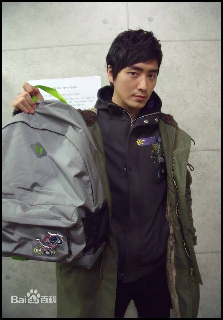 精选李浚赫(Lee Jun Hyuk、イ ジュンヒョク)李俊赫精彩图册