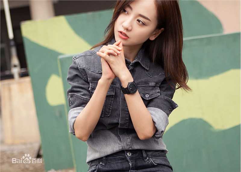 杨蓉(Yang Rong)生日会性感图片图集