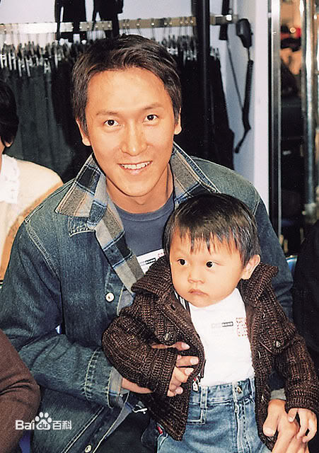 马德钟(Joe, Ma Tak Chung)和家人素颜照相册
