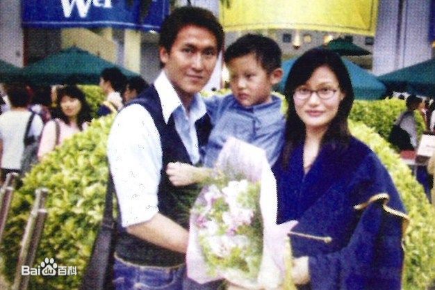 马德钟(Joe, Ma Tak Chung)和家人素颜照相册