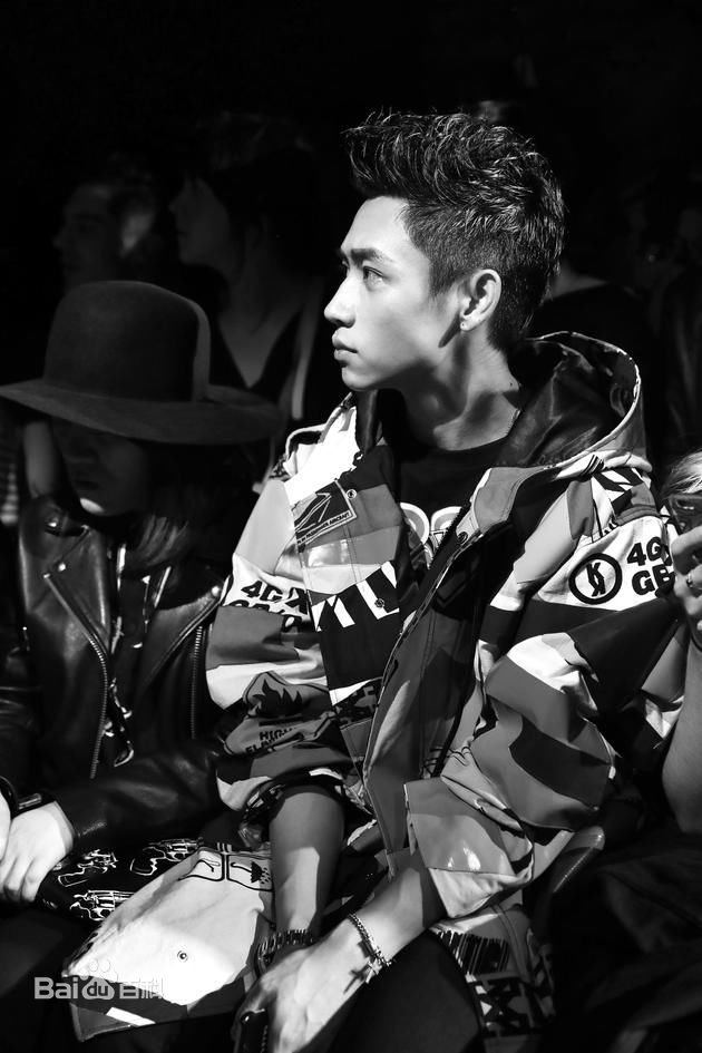 魏晨(Vision Wei)伦敦街拍生活照相册