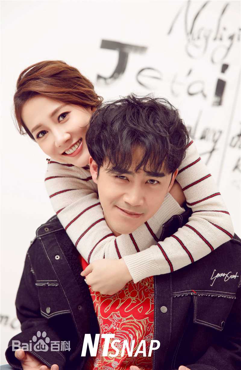 最新李茂(Caesar)在、弦子《NTsnap》情侣时尚大片中的壁纸